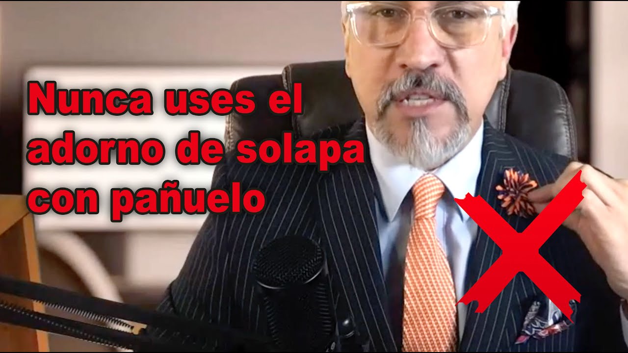 Nunca uses el adorno de solapa con pañuelo