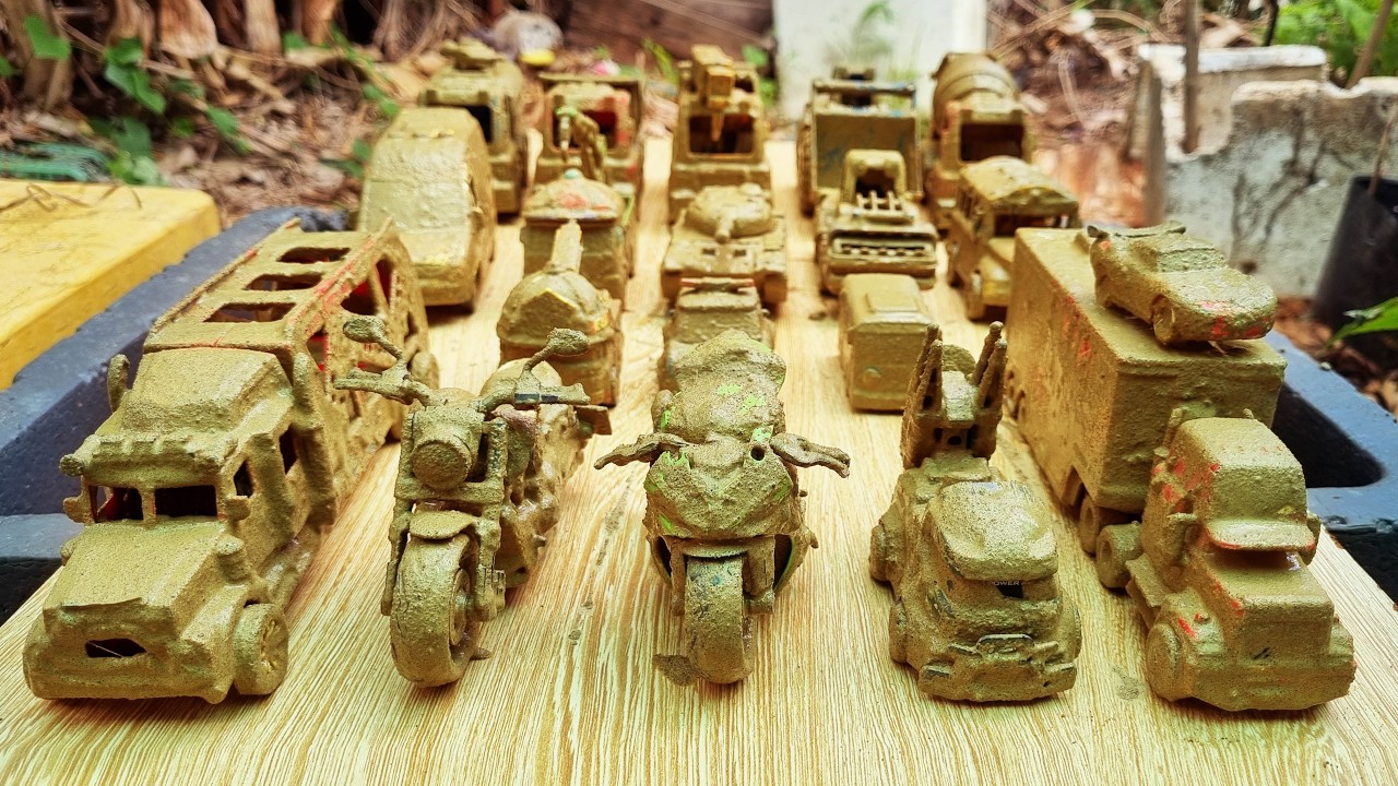 Find and clean muddy toys: Concrete mixer truck, container truck, Poli, tank, McQueen, Tayo