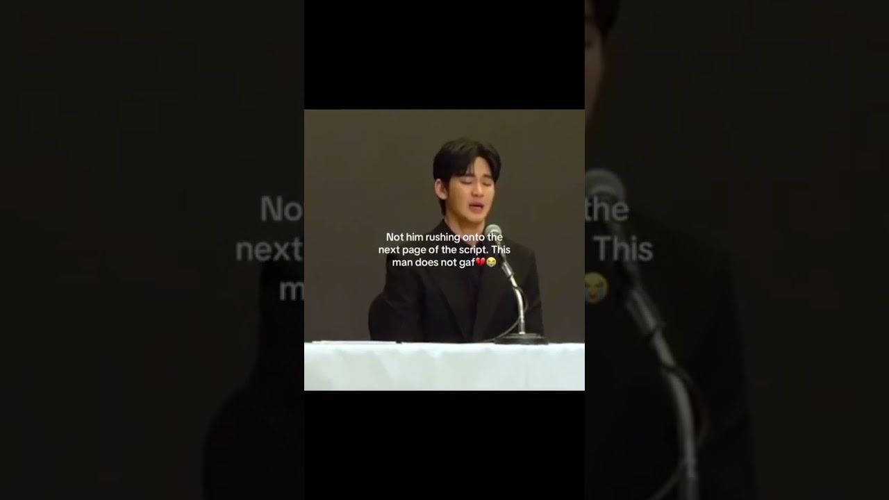 Too focused on reading the script until he mention himself as &lsquo;star kim soohyun &lsquo; 😂😂#kimsoohyun
