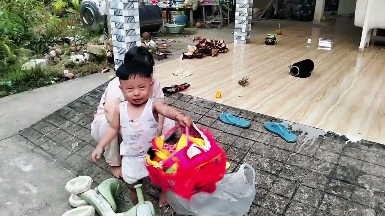 Phở Kiêu Mẹ Múa Lân Cho Phở Xem Mà Phở Sợ Bỏ Chạy Mất Tiêu #hanhnguyenmientay 