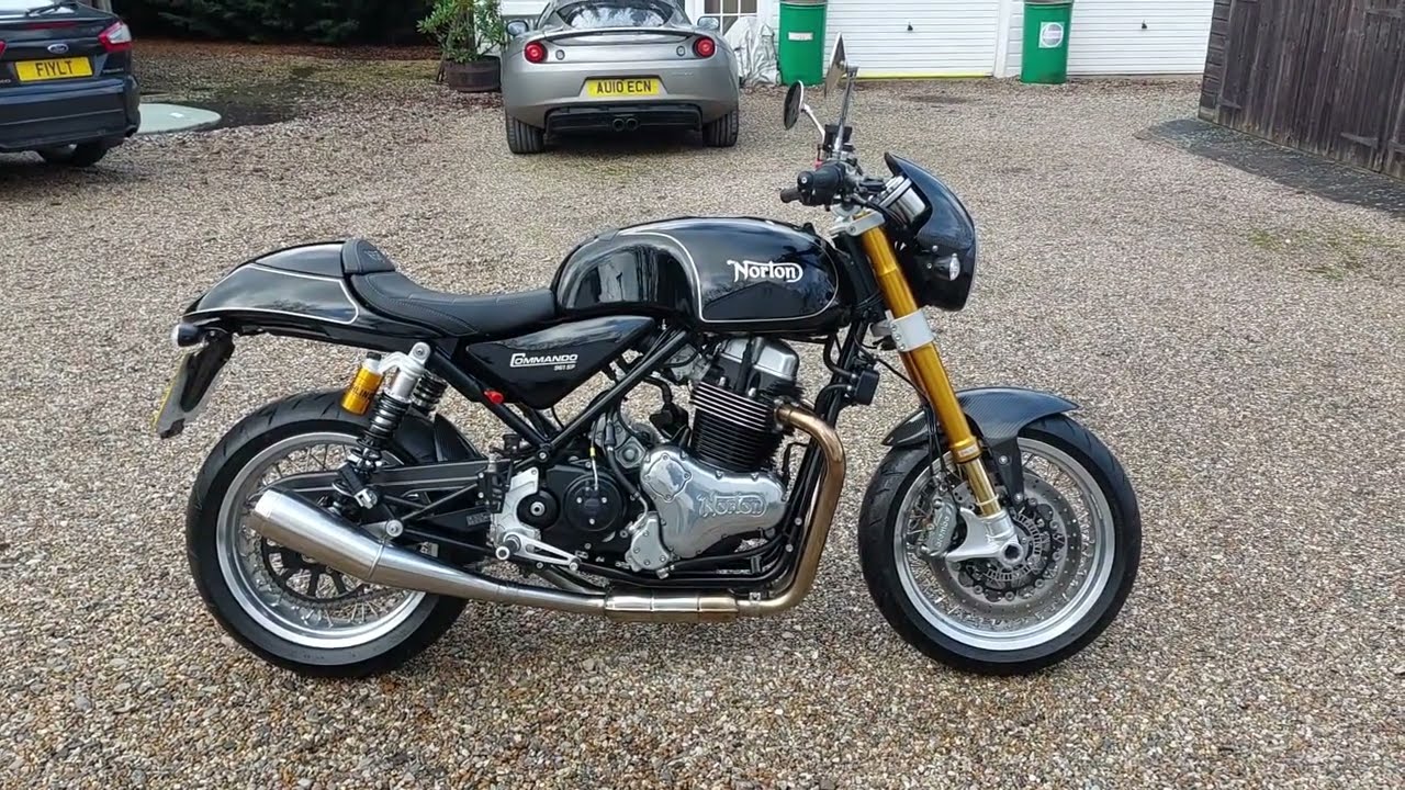 Мотоцикл Norton Commando 961 SP продается в компании Sargents of Sussex.