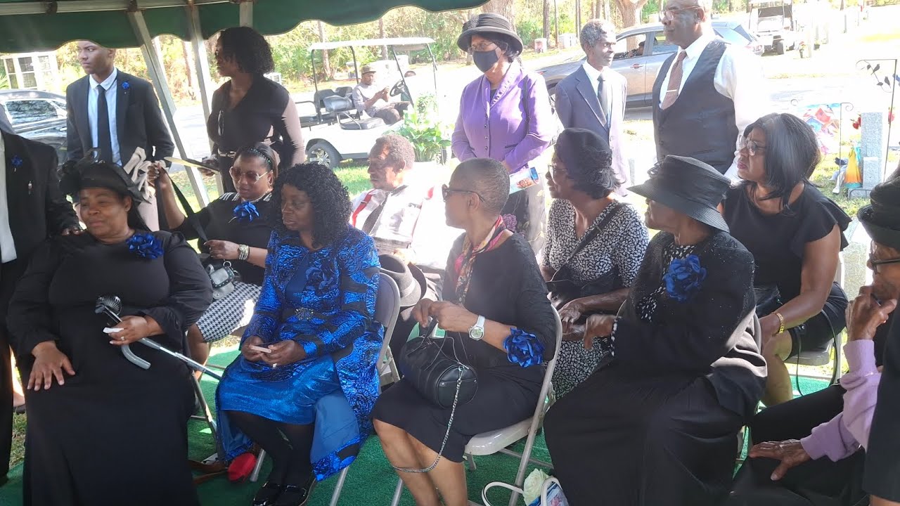 Elder Henry Thompson Graveside Burial Service 