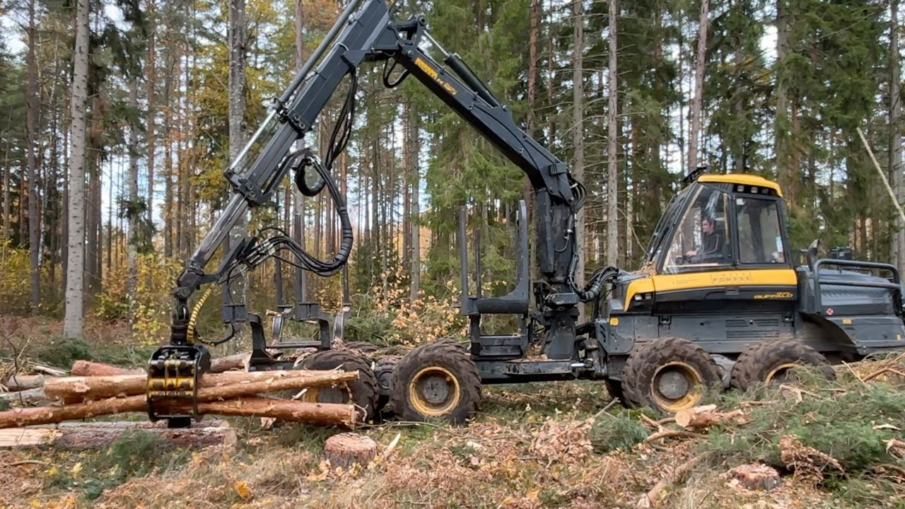 K&ouml;p Kombimaskin Ponsse Buffalo Dual 8W med tillbeh&ouml;r p&aring; Klaravik