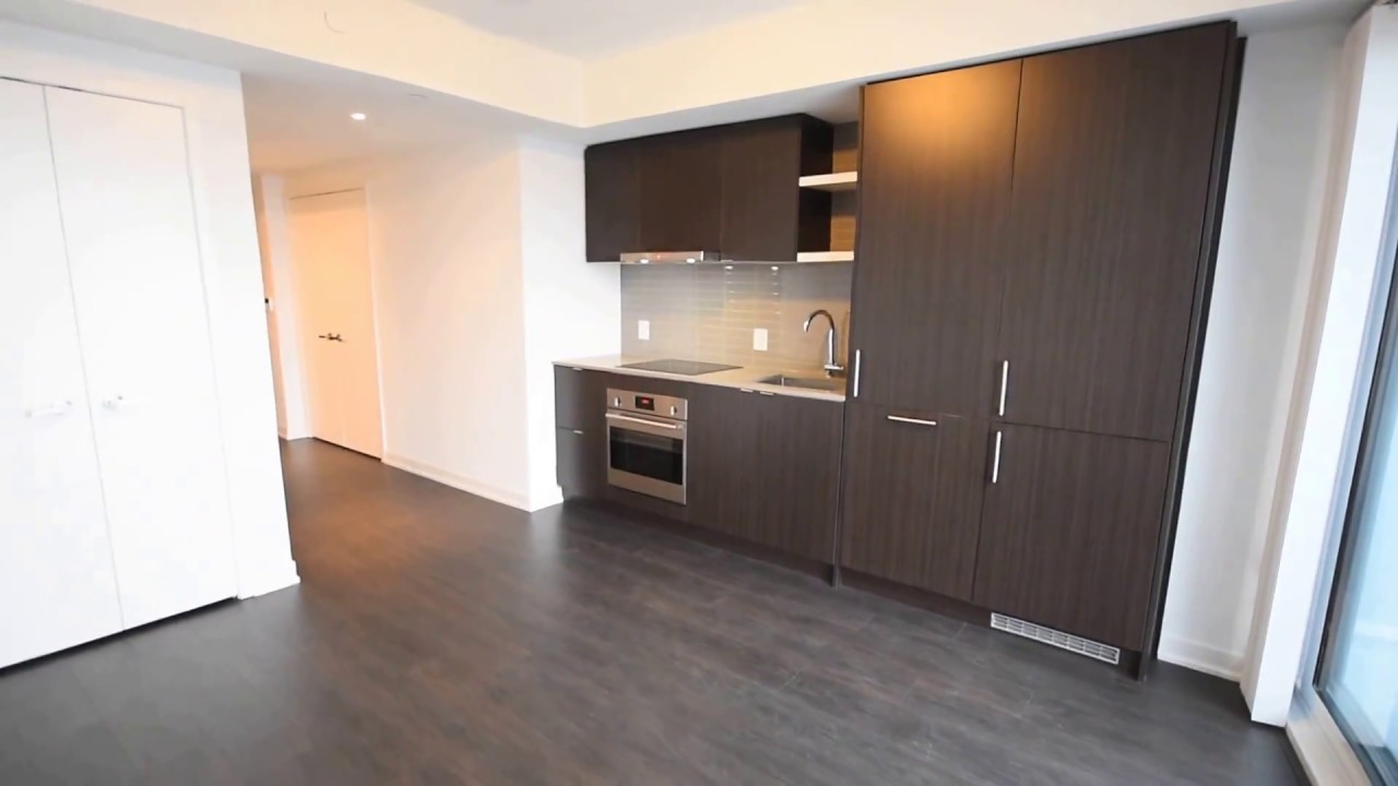 100 Harbour Street - Flow Model - Harbour Plaza Condos For Sale / Rent - Elizabeth Goulart, BROKER