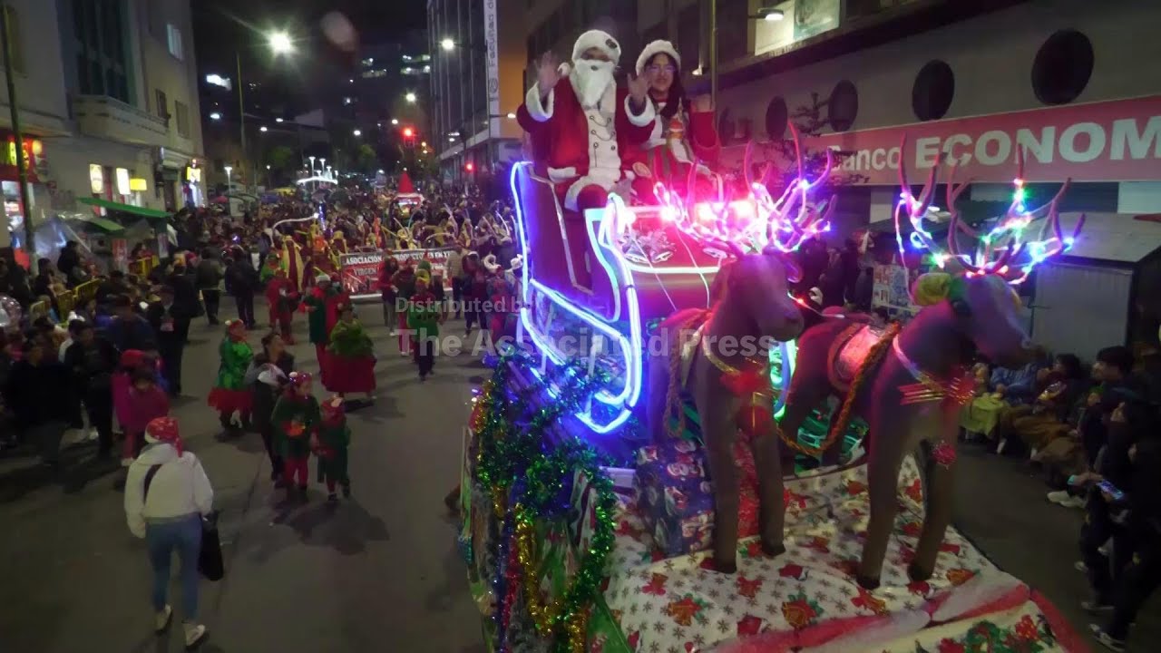 Bolivia's capital La Paz full of festive cheer