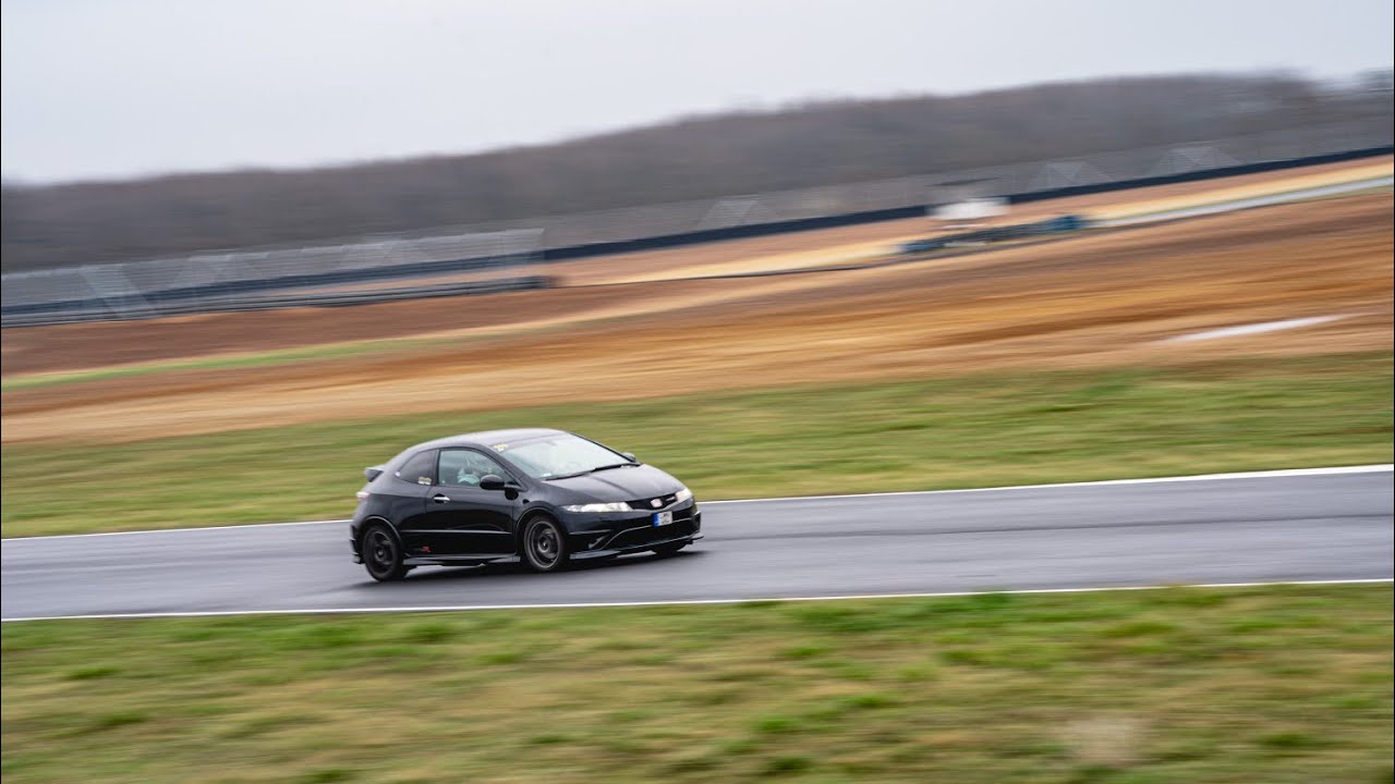 Pannonia Ring | Wet Conditions With Honda Civic Type-R FN2