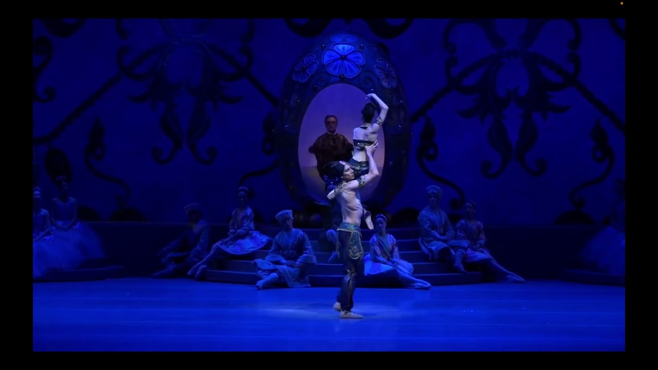 NUTCRACKER ACT 2 ARABIAN MAINA GIELGUD PRODUCTION BALLET DE SANTIAGO AD CESAR MORALES