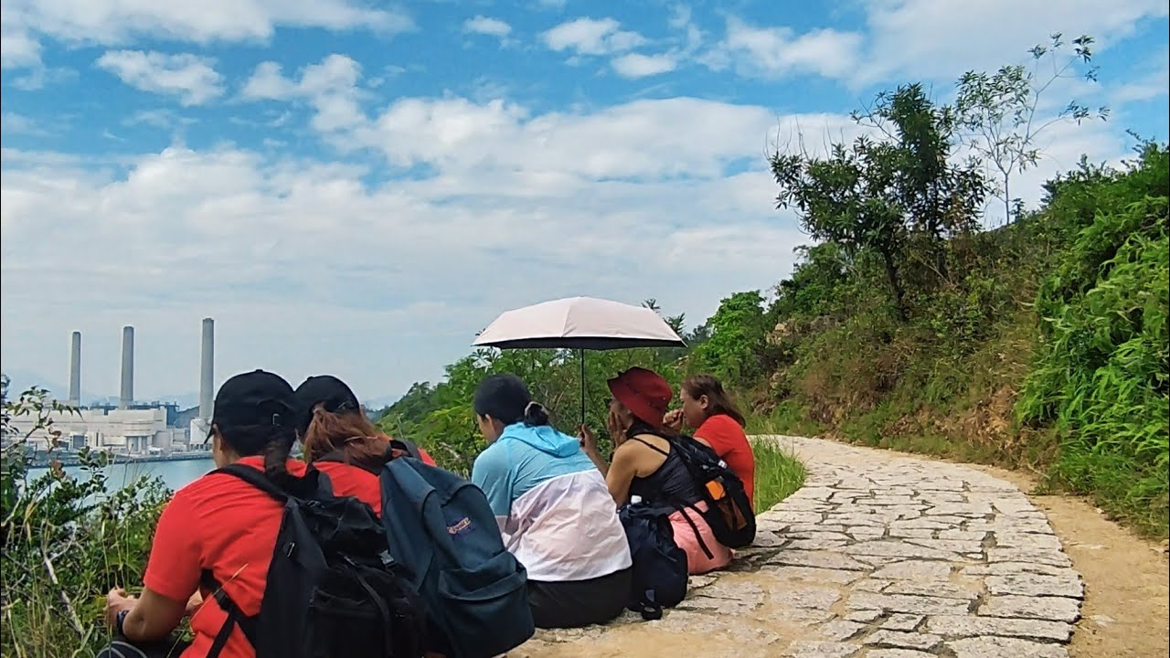 How to reach Lamma Island/ Sok Kwu Wan to Yung Shue Wan hiking journey/ Beautiful Lamma Winds