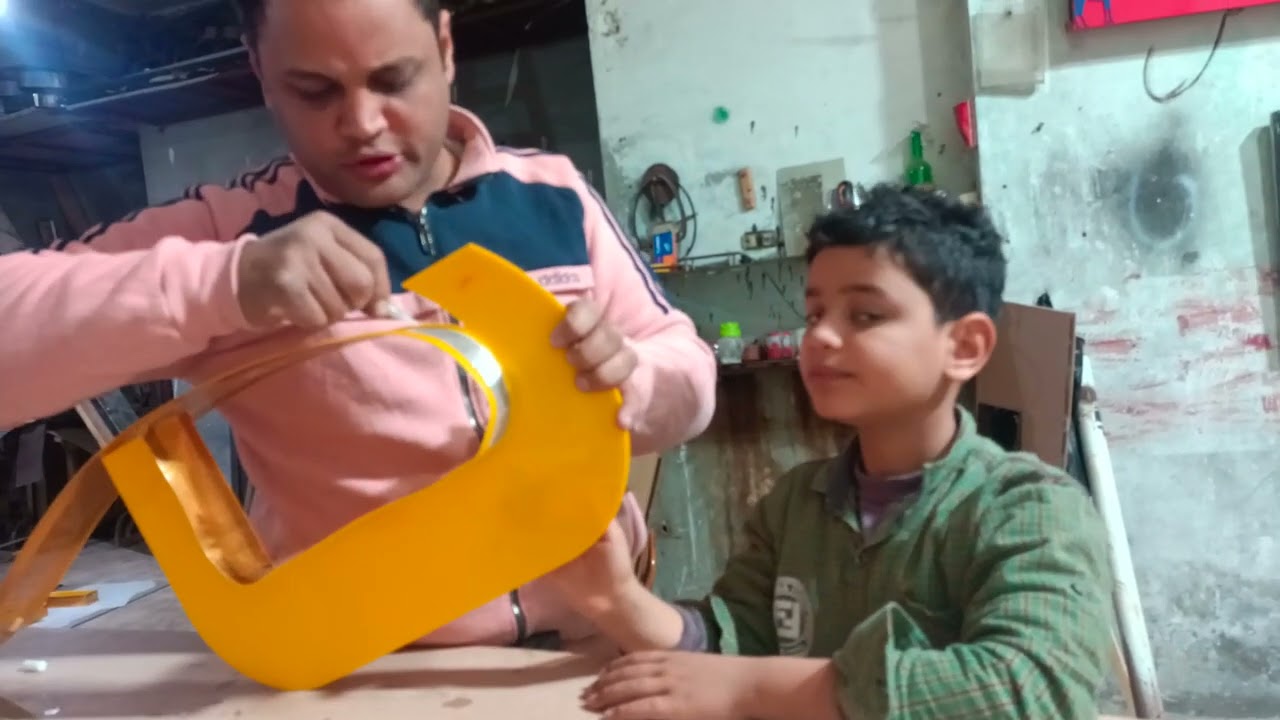 طريقة تصنيع حروف البارزة شرائط الجنب  - pvc  - How to manufacture embossed letters using side strips