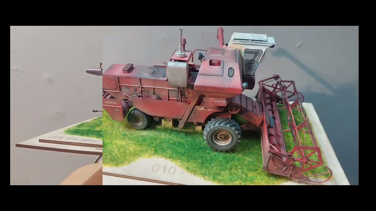 Комбаин СК-5 НИВА в масштабе 1:43