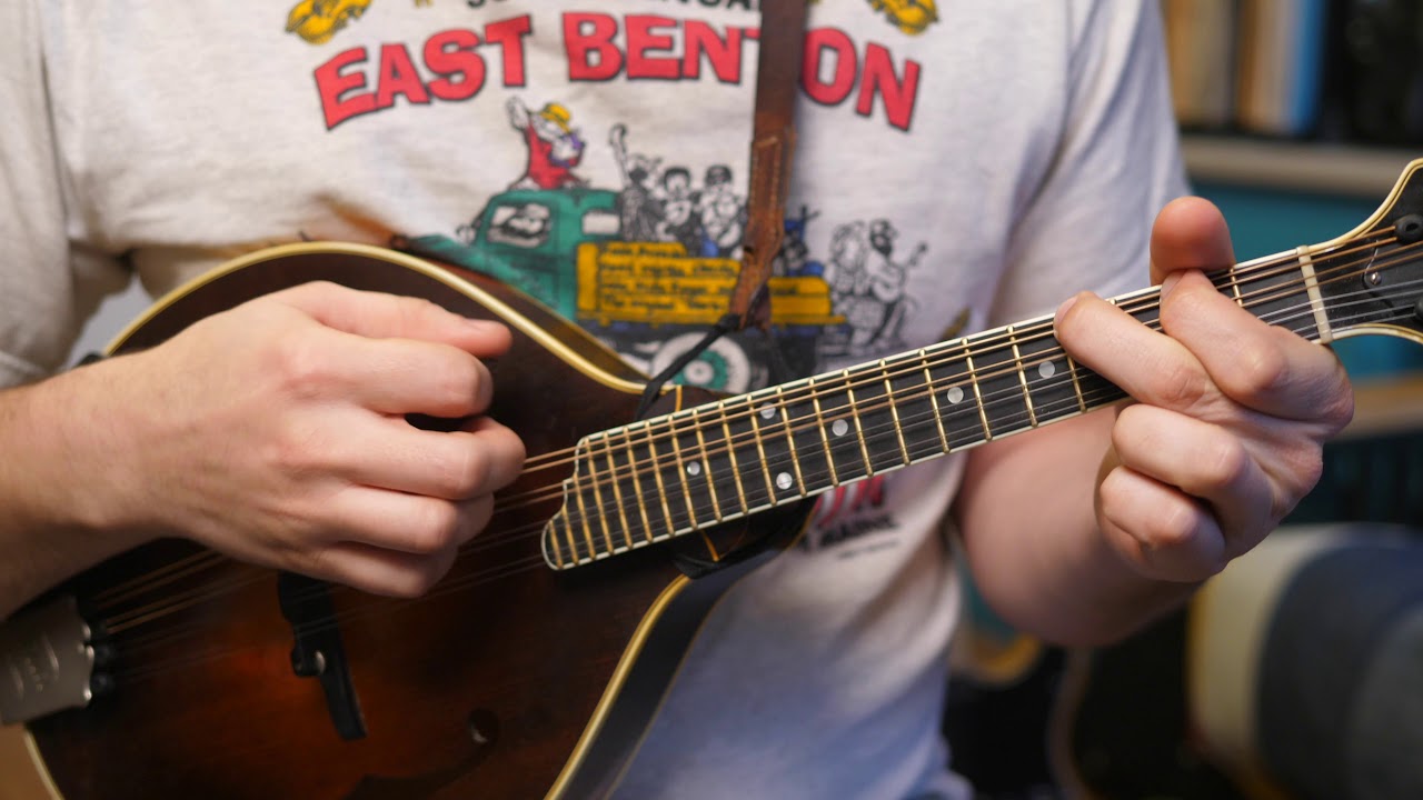 Fly Around My Pretty Little Miss (Play Along Jam) - Урок игры на мандолине