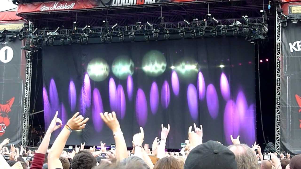 Black Sabbath - Intro & Black Sabbath (Live - Download Festival, Donington, UK, June 2012)