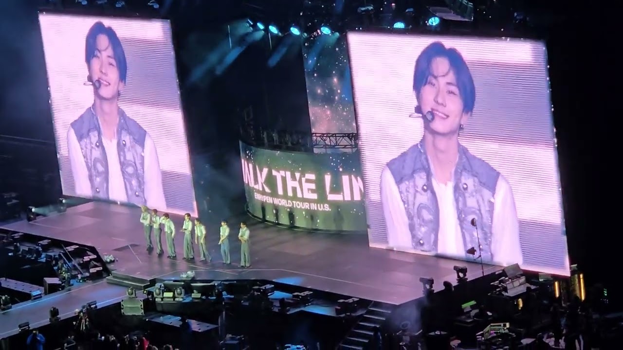 ENHYPEN I sa L.A. concert  2025- walk the line concert.