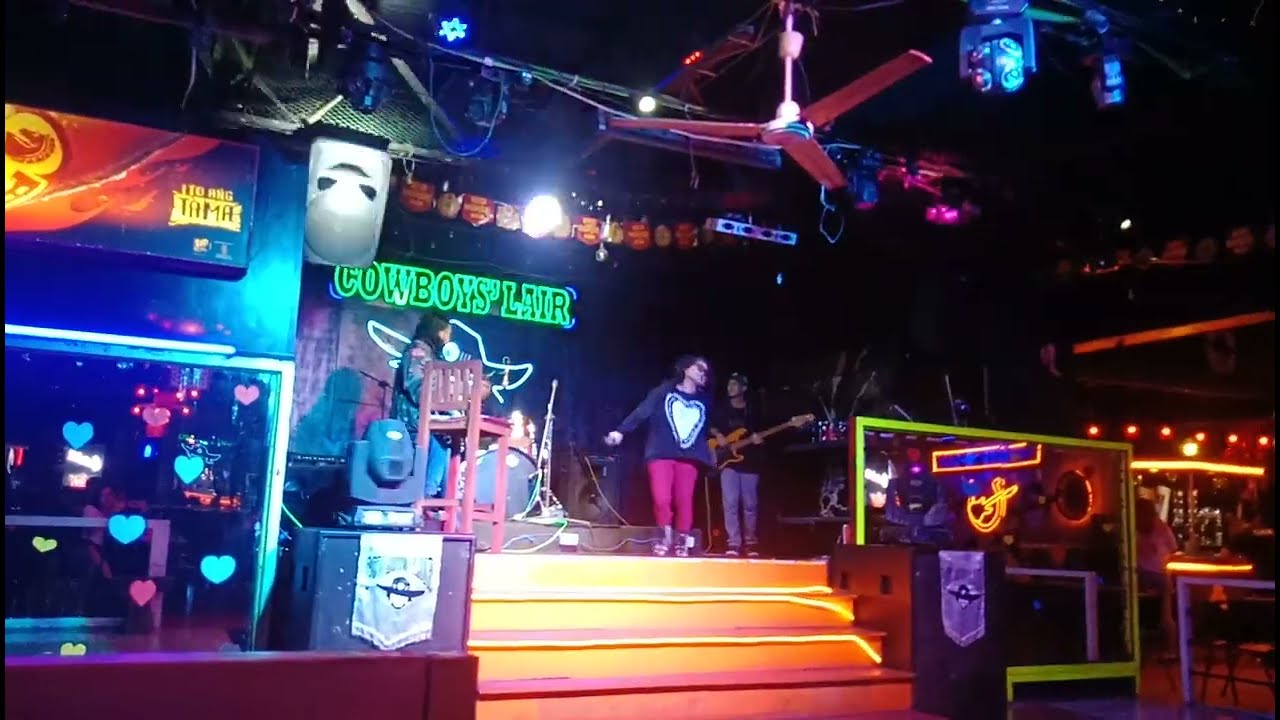 FUDGĪNAZ cover Siouxsie And The Banshees' HONG KONG GARDEN  @Cowboys' Lair 2.14.26 Black Valentines2