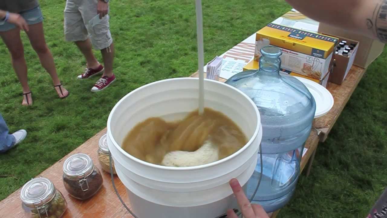 Brewing a Gluten Free Ale - With Joe (LIVE)