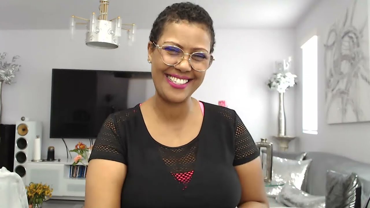 ሁሌ የምንጣላው