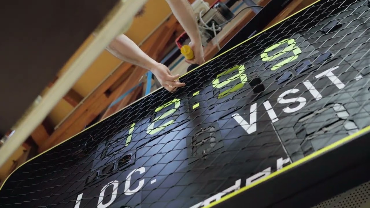 Installation d'un tableau d'affichage sportif