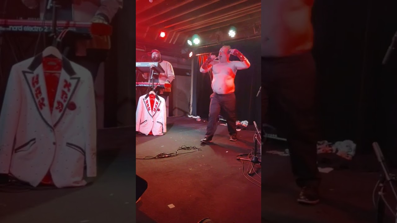 Har Mar Superstar at Valley Bar
