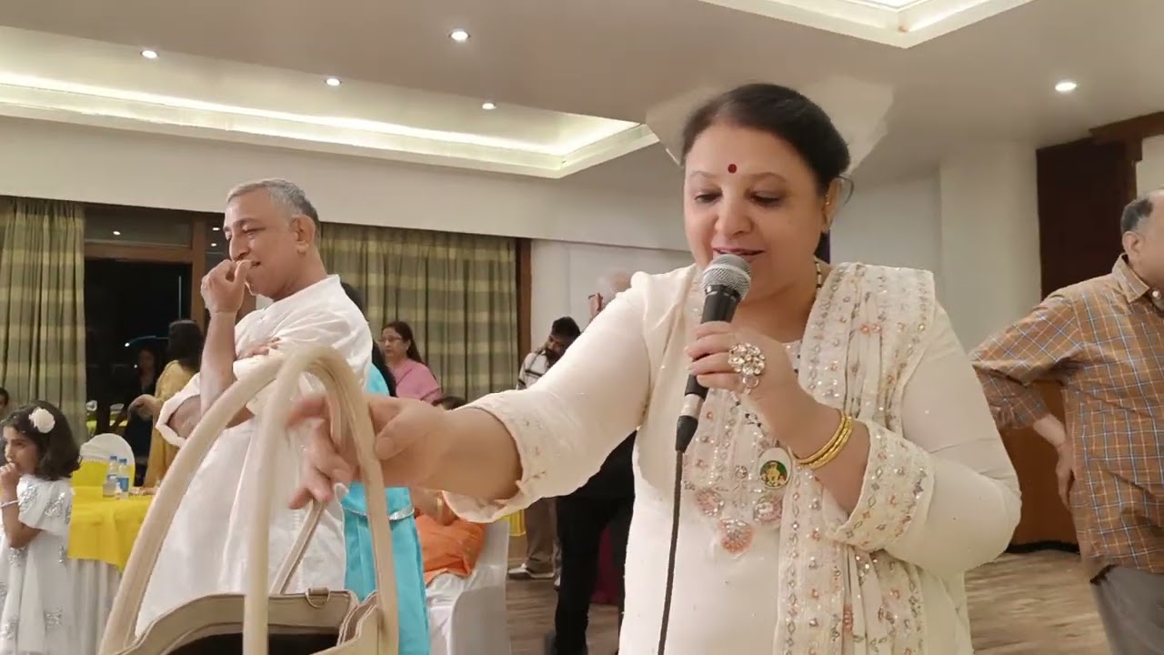 Uho hath mathe kare | The residency club at Pune | Mehendi function 