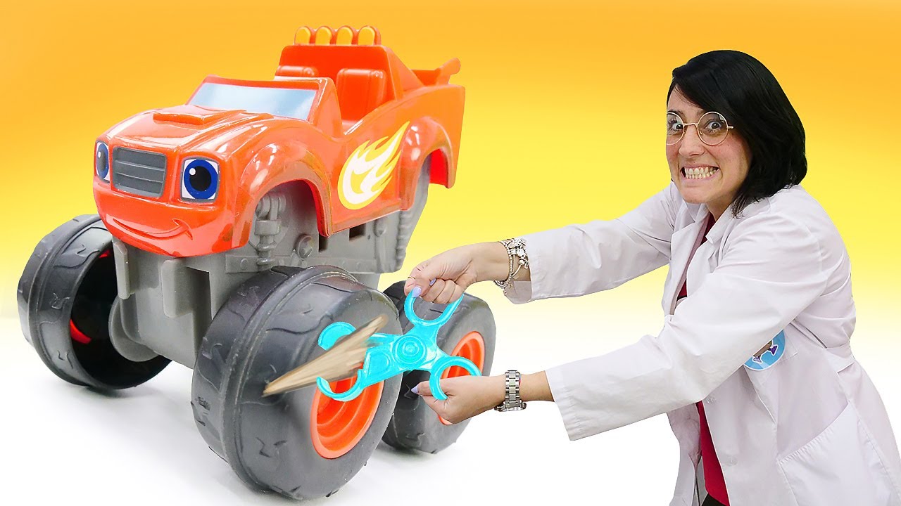 Blaze va in ospedale. Giochi di dottore per bambini. Scuola divertente