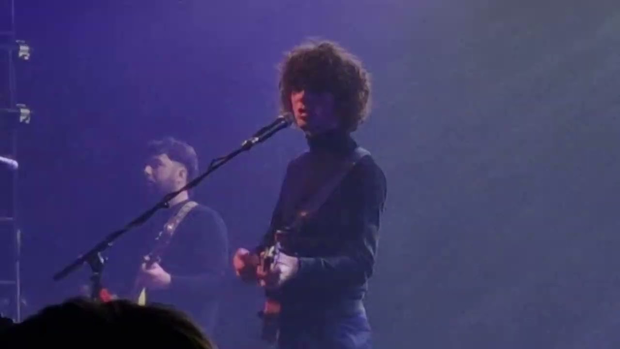 Dylan John Thomas ( What a shame) 02 Liverpool.3/11/23 vid by peter kevan.