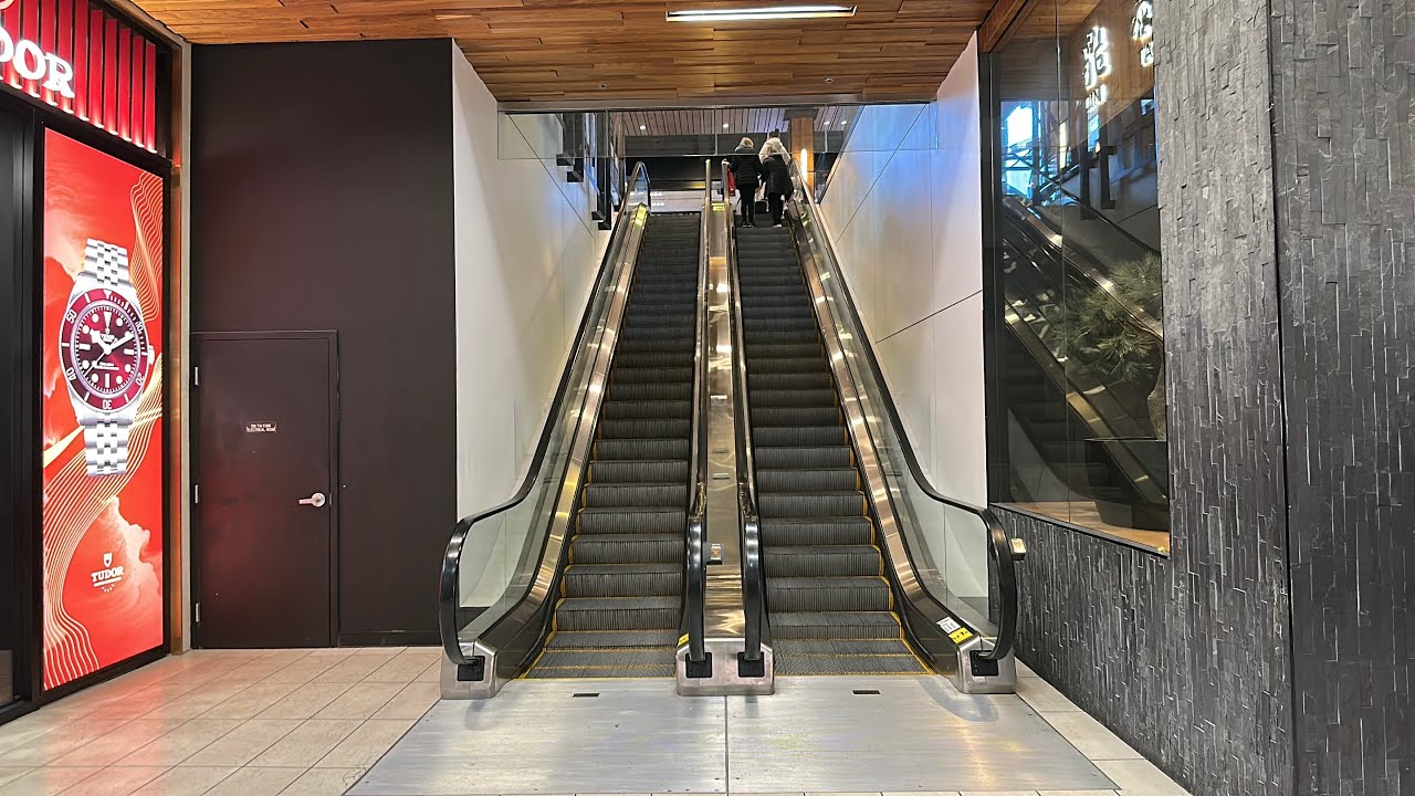 KONE TravelMaster 110 Escalators @ Dining Terrace, Westfield Valley Fair, Santa Clara, CA