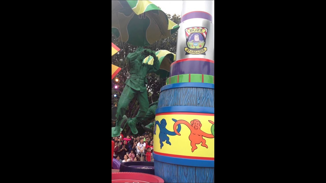 Flights of Fantasy Parade