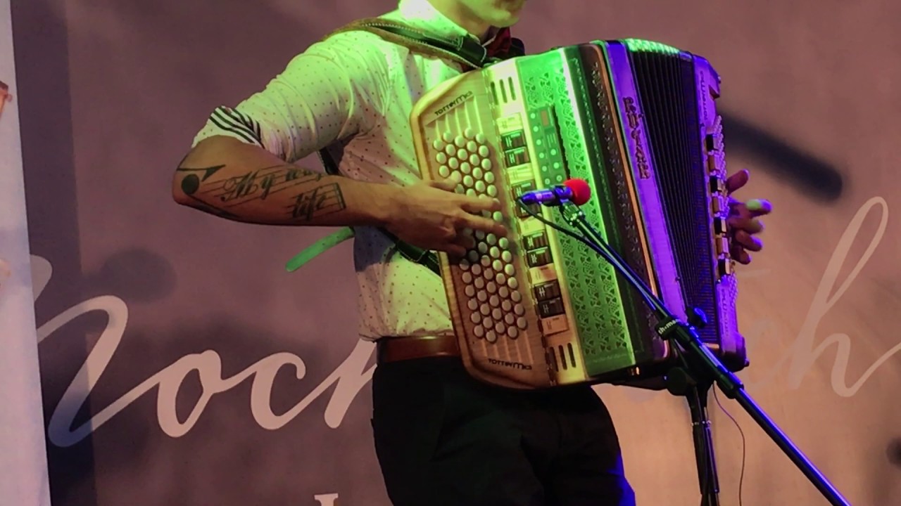 CZARDAS -Accordion Europemeister