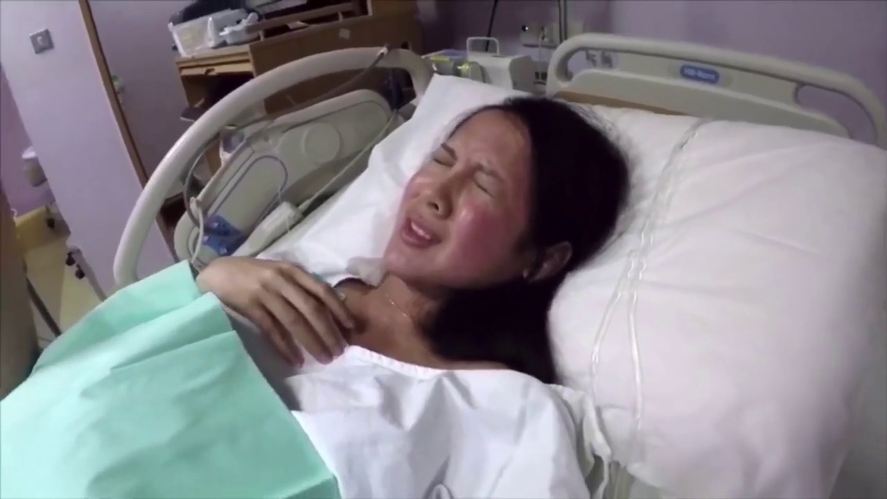 The moment of giving birth คลอดลูกแบบธรรมชาติ โดยการบล็อคหลัง