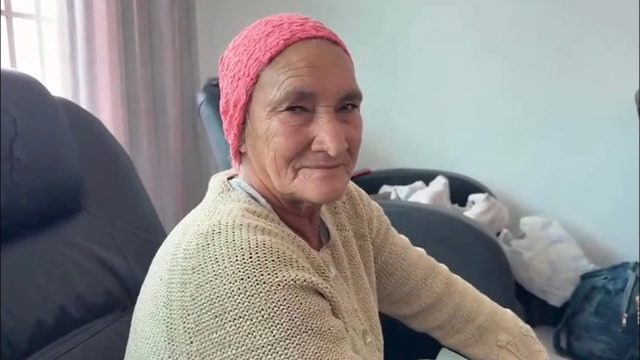 Dona Cida ao Vivo no Hospital em Passos 