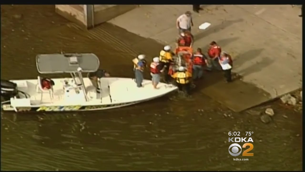 River Rescue Pulls Woman From Ohio River