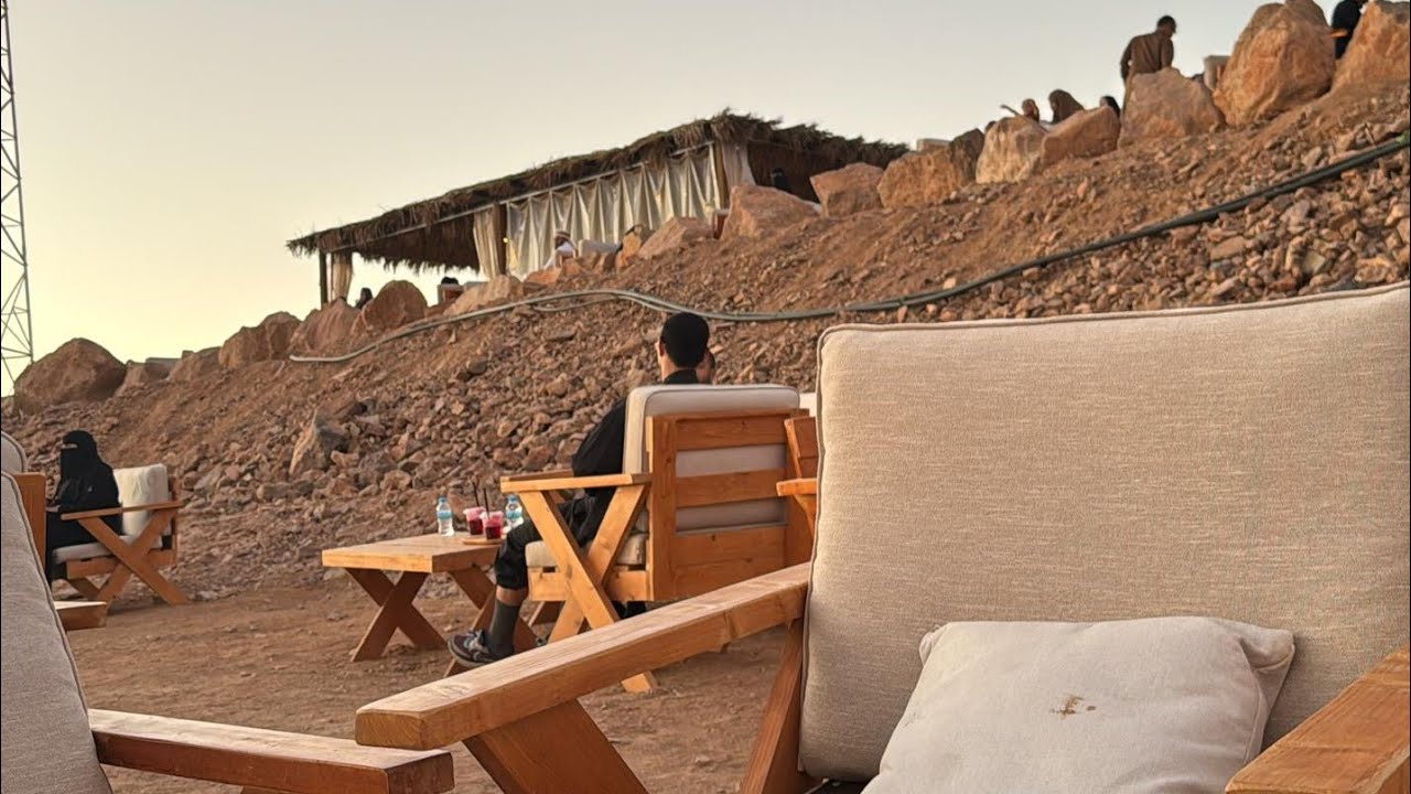TERBAHARU DARI MADINAH - SUNSET DAN PEMANDANGAN MALAM INDAH DARI PUNCAK JABAL UHUD by GMC