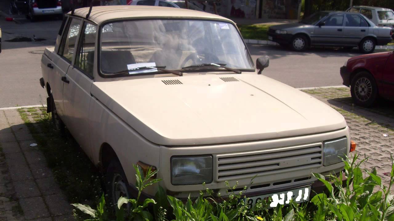 Abandoned cars - Napu&scaron;teni automobili (in serbia) part 2
