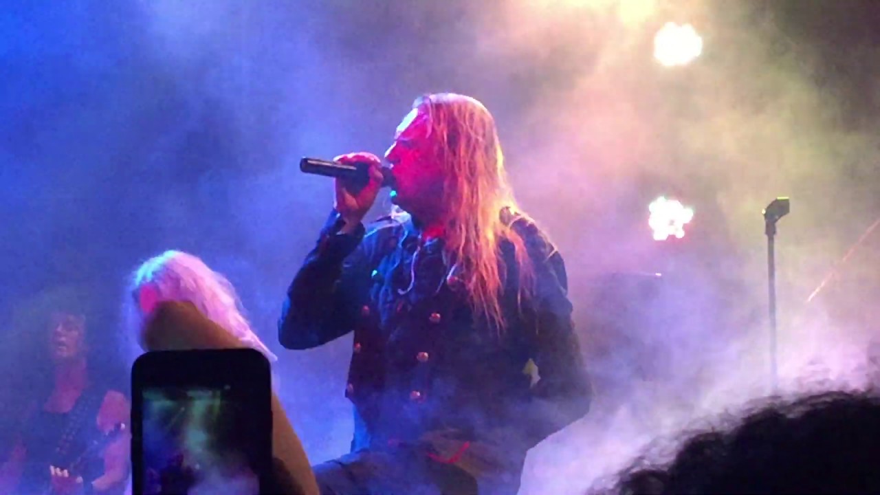 Saxon 