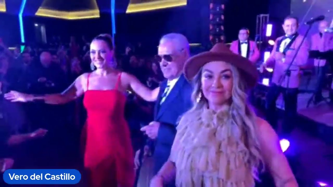 Mi papá baila en su cumpleaños con LA ÚNICA INTERNACIONAL SONORA SANTANERA