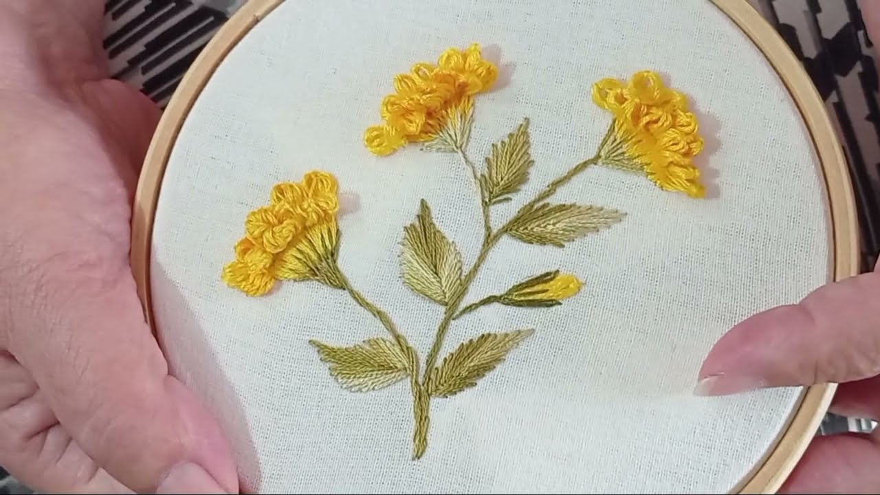 AMARELO EM 3D