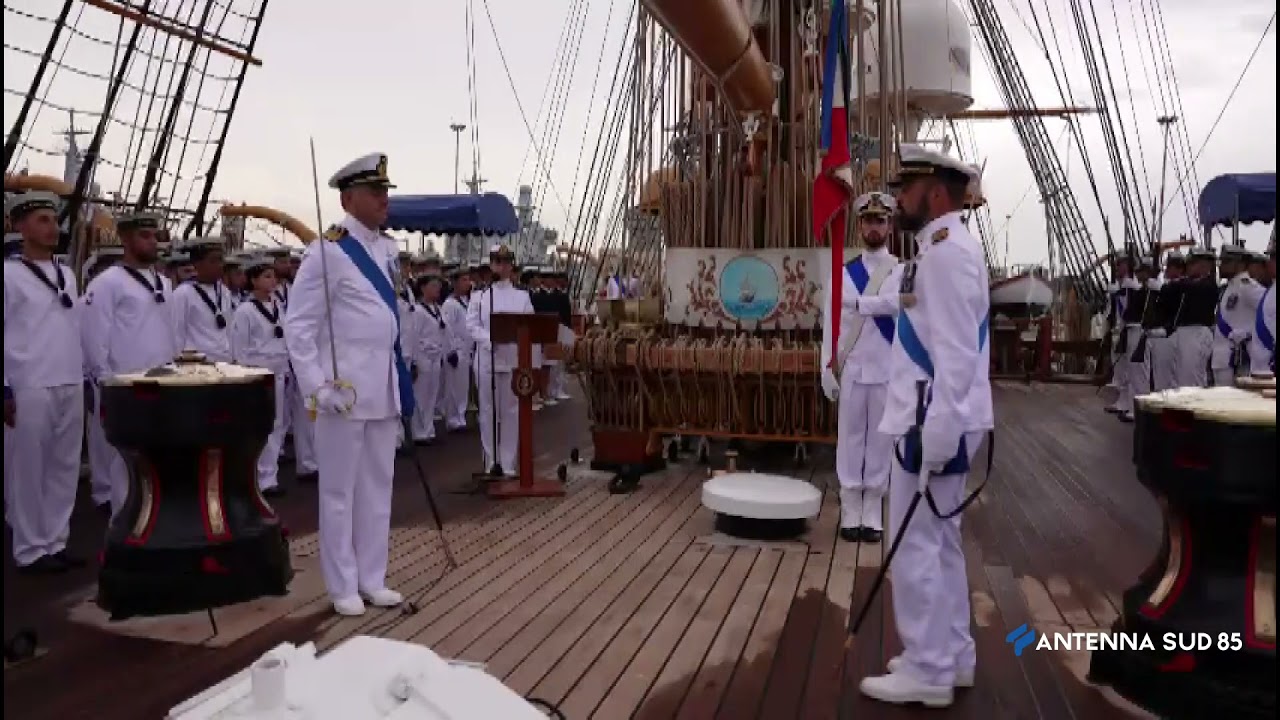 18 Settembre 2021   Taranto, cambio di comando per la Vespucci