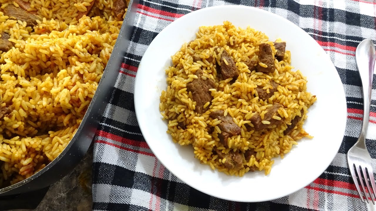 Желтый рис с говядиной в запеканке, как приготовить ри...