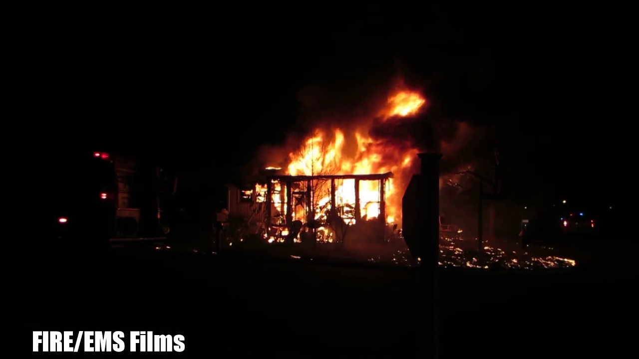 Whiting, NJ Kingfisher way pre arrival well involved structure fire 4/7/17 #structurefire