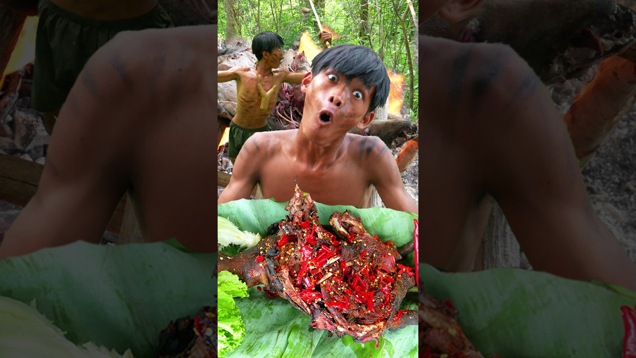Survival Chronicles: Wild Cat Cooking in the Jungle! 🌿🔥 #PrimitiveLiving #shorts