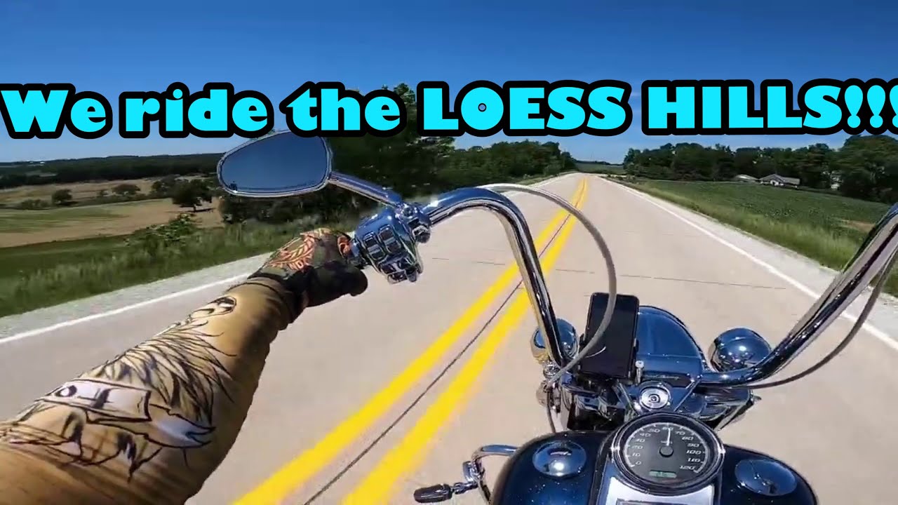 Riding the loess Hills in western Iowa. Dual Vlog on the Roadking and the Deluxe