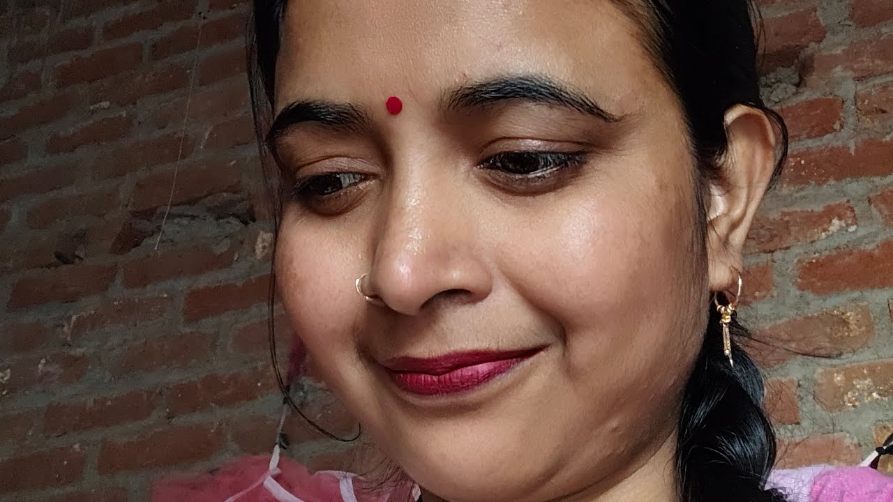 Poonam Katiyar is live good morning 😊😊😊 happy holi