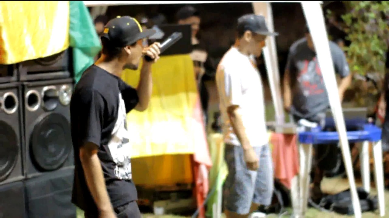 Vis&atilde;o do Morro- Mais um Moleque - Part Rapper Rh&eacute;u
