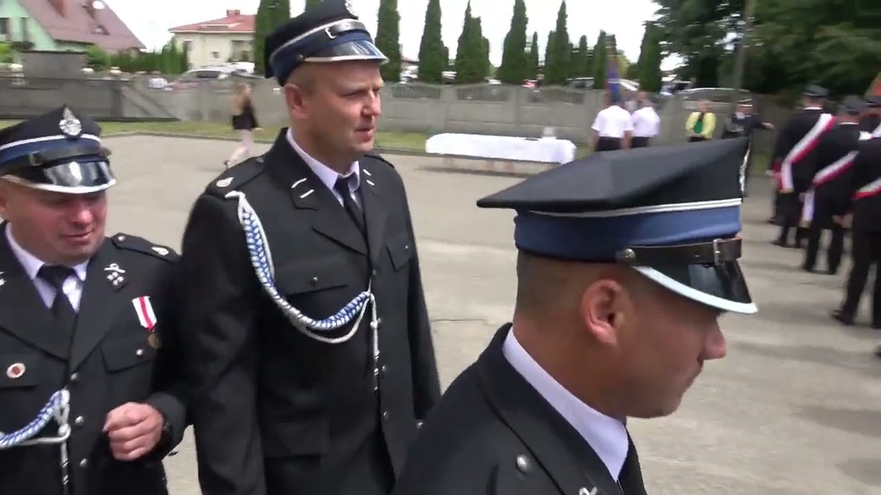 Nadanie Sztandaru Ochotniczej Straży Pożarnej w Łowcach. 17 lipca 2022 roku.