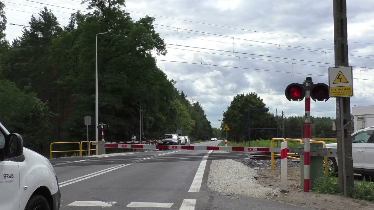 Przejazd kolejowy Zbąszyń/Chrośnica (PL) - 26.7.2022 / Železniční přejezd / Railroad crossing