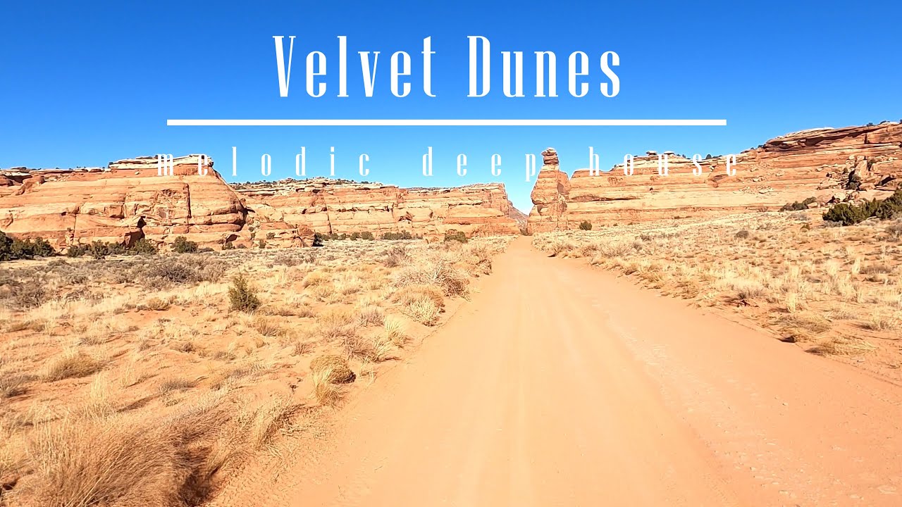 Velvet Dunes - melodic deep house - commaik music