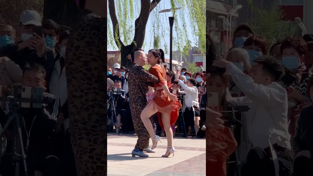 高难大花  #funny #东方舞 #dance #东方舞 #变装 #舞者 #duet #舞蹈 #kungfu #东方舞 #变装 #舞者 #舞蹈 #的精彩视频 #舞蹈 #的精彩视频
