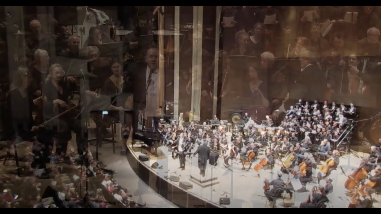 1000 voices sing Avinu Malkeinu - JSO - Simon Cohen