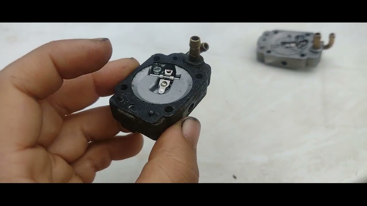 Por que mi carburador se inunda  y/o por que no sube la gasolina, guadañadora china