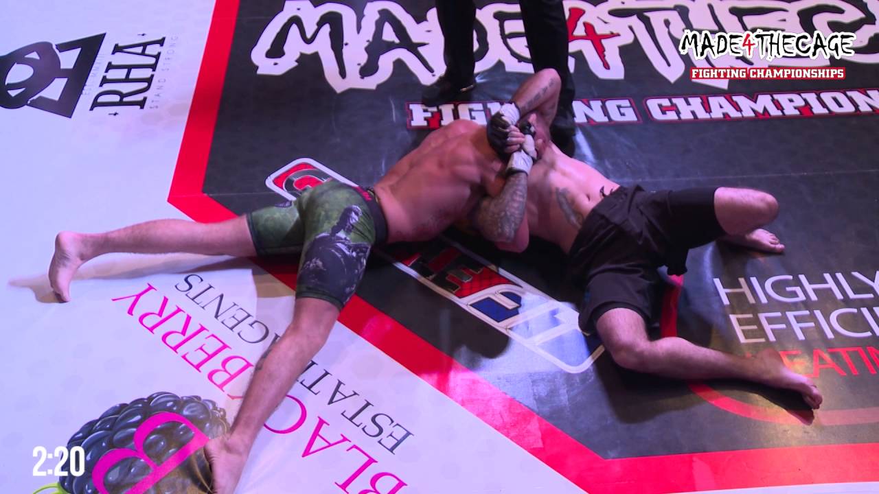 Made 4 The Cage 20 -  Mikey Hogarth VS Perry Goodwin